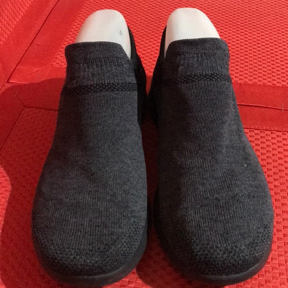 skechers gen 5 goga max